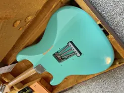 SEAFOAM GREEN STRATOCASTER