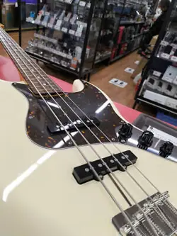 FENDER JAPAN JB62 JAZZ BASS USED 2 ELECTRIC BASS GUITAR