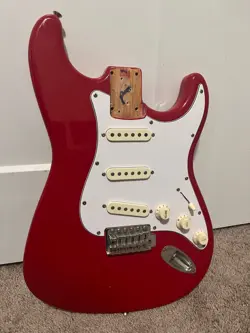 2001 FENDER SQUIER STRATOCASTER FULL THICKNESS LOADED BODY VERY NICE!