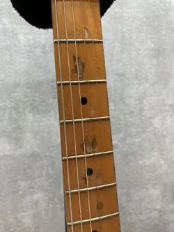 1996-1997 ELECTRIC GUITAR