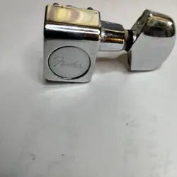 FENDER TUNING MACHINE