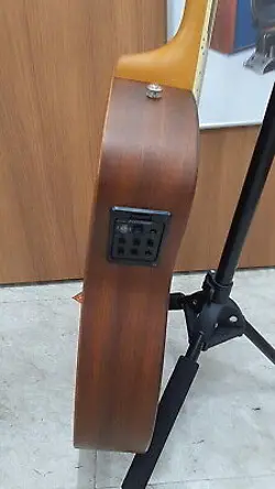 FENDER TIM ARMSTRONG DELUXE USED MAHOGANY BODY WALNUT FINGERBOARD W/SOFT CASE