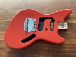 2022 FENDER KURT COBAIN JAG-STANG HS BODY   HARDWARE, ALDER FIESTA RED JAGSTANG