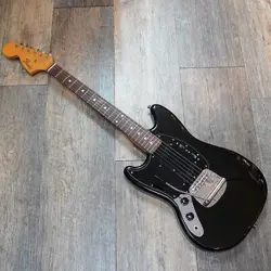 FENDER MG69L (2000S)
