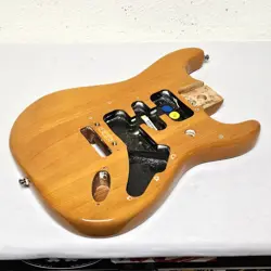 2004 FENDER AMERICAN DELUXE STRATOCASTER NATURAL ALDER BODY USA STRAT GUITAR