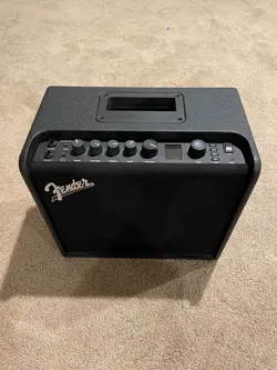 BLACK WITH FOOTSWITCH