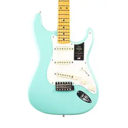 STRATOCASTER MAPLE SEAFOAM