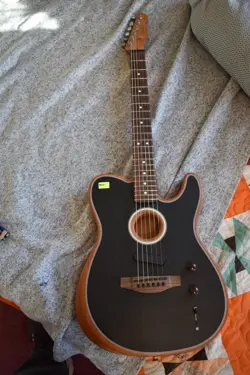 FENDER   MXA2208139 GUITAR