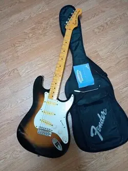 SERIAL SST50 STRATOCASTER