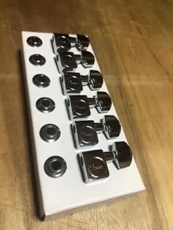 FENDER GENUINE PEG STRATOCASTER TELECASTER