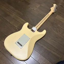 JUNIOR COLLECTION FENDER