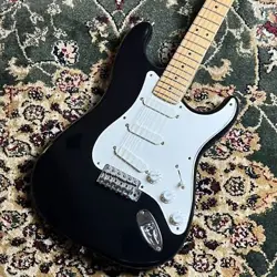 FENDER FENDER ERIC CLAPTON STRATOCASTER BLACKIE/3.56KG/SN8958578