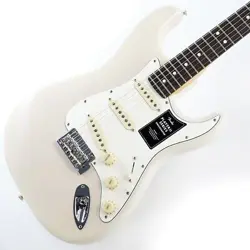 FENDER: PLAYER II STRATOCASTER (WHITE BLONDE/ROSEWOOD) CHAMBERED BODY