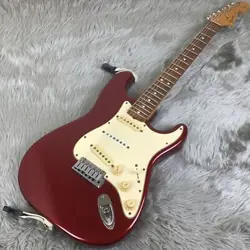 FENDER STRATOCASTER USED ELECTRIC GUITAR  1980