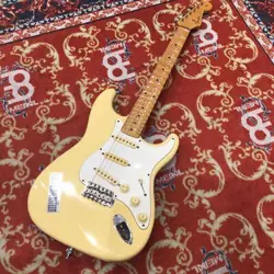 FENDER ST57-YJM　YNGWIE