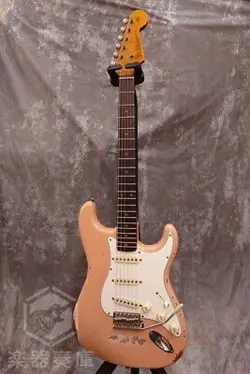 STRATOCASTER RELIC 2018
