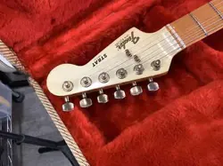 1980 STRATOCASTER ELECTRIC