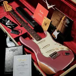 FENDER CUSTOM SHOP LIMITED EDITION 1964 STRATOCASTER HEAVY RELIC BURGUNDY MIST M