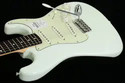 FENDER MADE IN JAPAN TRADITIONAL 60S STRATOCASTER ROSEWOOD FINGERBOARD OLYMPIC W