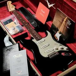 FENDER CUSTOM SHOP CUSTOM BUILT 1961 STRATOCASTER TPC JOSEFINA PICK UPS AGED BLA