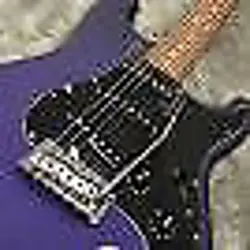 STRATOCASTER ROYAL