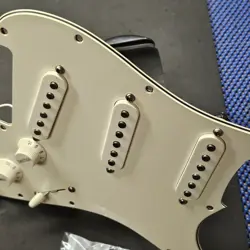 2006 FENDER HIGHWAY ONE STRAT PRE-WIRED GUITAR USA PICKUPS LOADED PICKGUARD