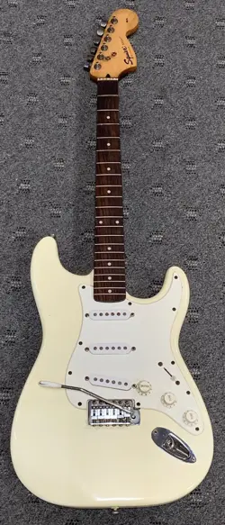 GUITAR WHITE NO