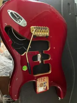 FENDER GUITAR BODY