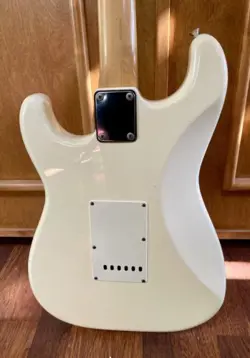 VINTAGE FENDER STRATOCASTER STRAT MIJ FRALINS