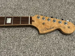 FENDER SELECT JAZZMASTER