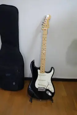 STRATOCASTER 60TH AMERICAN