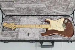 USED FENDER STRATOCASTER ELECTRIC GUITAR FENDER STRATOCASTER MEXICO