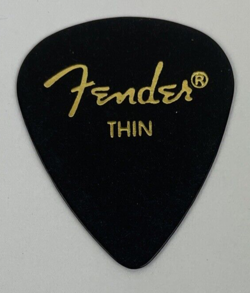 FENDER 351 CLASSIC GUITAR PICKS IN BLACK - THIN - 144-PACK