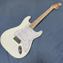 STRATOCASTER SQUIRE BY FENDER AFFINITY #PAAQ56