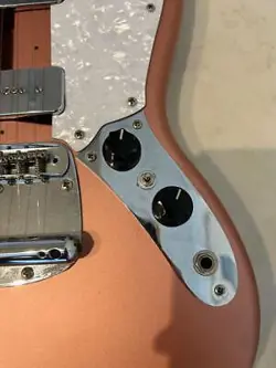 TSUNETA FENDER MUSTANG