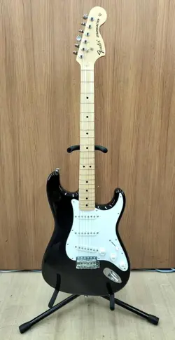 FENDER MADE IN JAPAN TRADITIONAL 70S STRATOCASTER 2017 ELECTRIC GUITAR