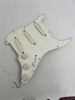 1994 FENDER STRATOCASTER PLUS DELUXE LOADED PICKGUARD LACE SENSORS