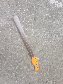 1982 FENDER PRECISION