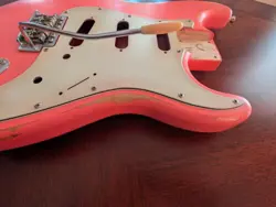 AGED RELIC STRATOCASTER