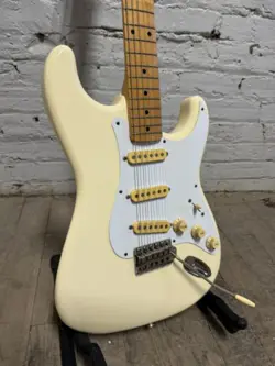 VINTAGE 1988 FENDER STRATOCASTER STRAT ST-357 MIJ JAPAN OLYMPIC WHITE