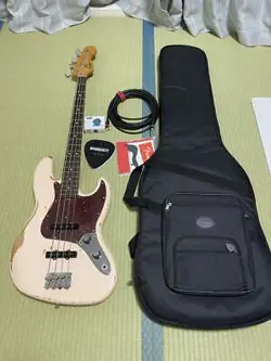 FENDER FLEA JAZZ BASS SIGNATURE MODEL