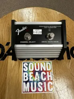 FENDER 005-0419-000 AMP FOOTSWITCH - CHANNEL SELECT, DRIVE/MORE DRIVE