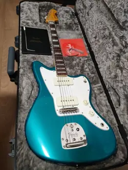 JAZZMASTER ALL LACQUER
