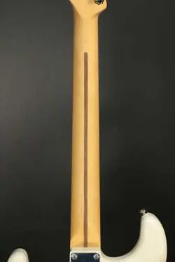 FENDER PLAYER II STRATOCASTER ROSEWOOD CHAMBERED ASH WHITE BLONDE