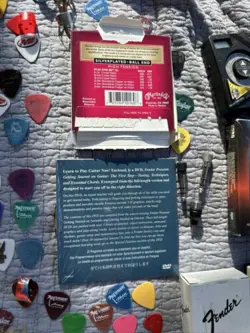 GUITAR ACCESSORIES LOT