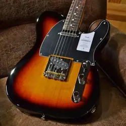 FENDER: HYBRID II TL RW ELECTRIC GUITAR