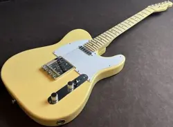 FENDER AMERICAN PERFORMER TELECASTER VINTAGE WHITE USED ELECTRIC GUITAR