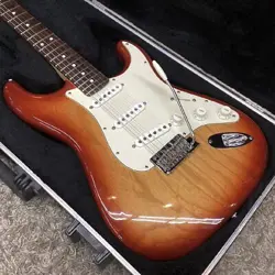 FENDER AMERICAN STANDARD STRATOCASTER/SIENNA SUNBURST (FENDER STRATOCASTER) [NII
