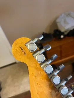 ANNIVERSARY FENDER STRAT