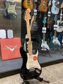 SQUIER BY FENDER AFFINITY SERIES STRATOCASTER BLACK